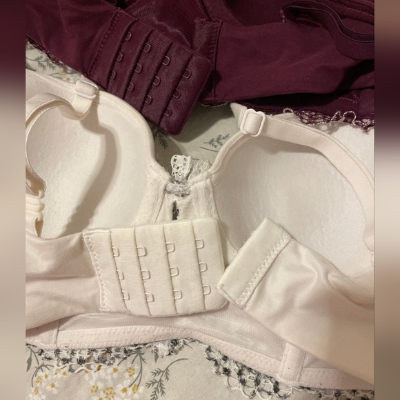 Victoria secret lace bra 4pc bundle Wow! 🤩🥰 - Picture 7 of 7